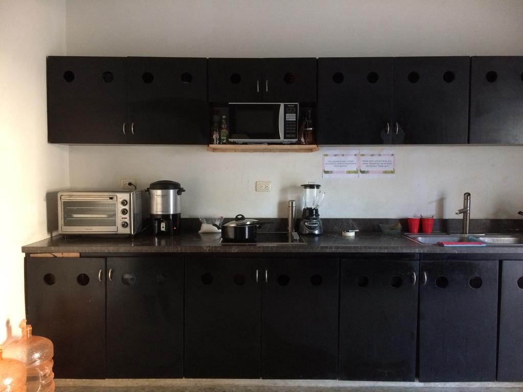 Casa Corazon De Melon Hostel Плая дел Кармен Екстериор снимка